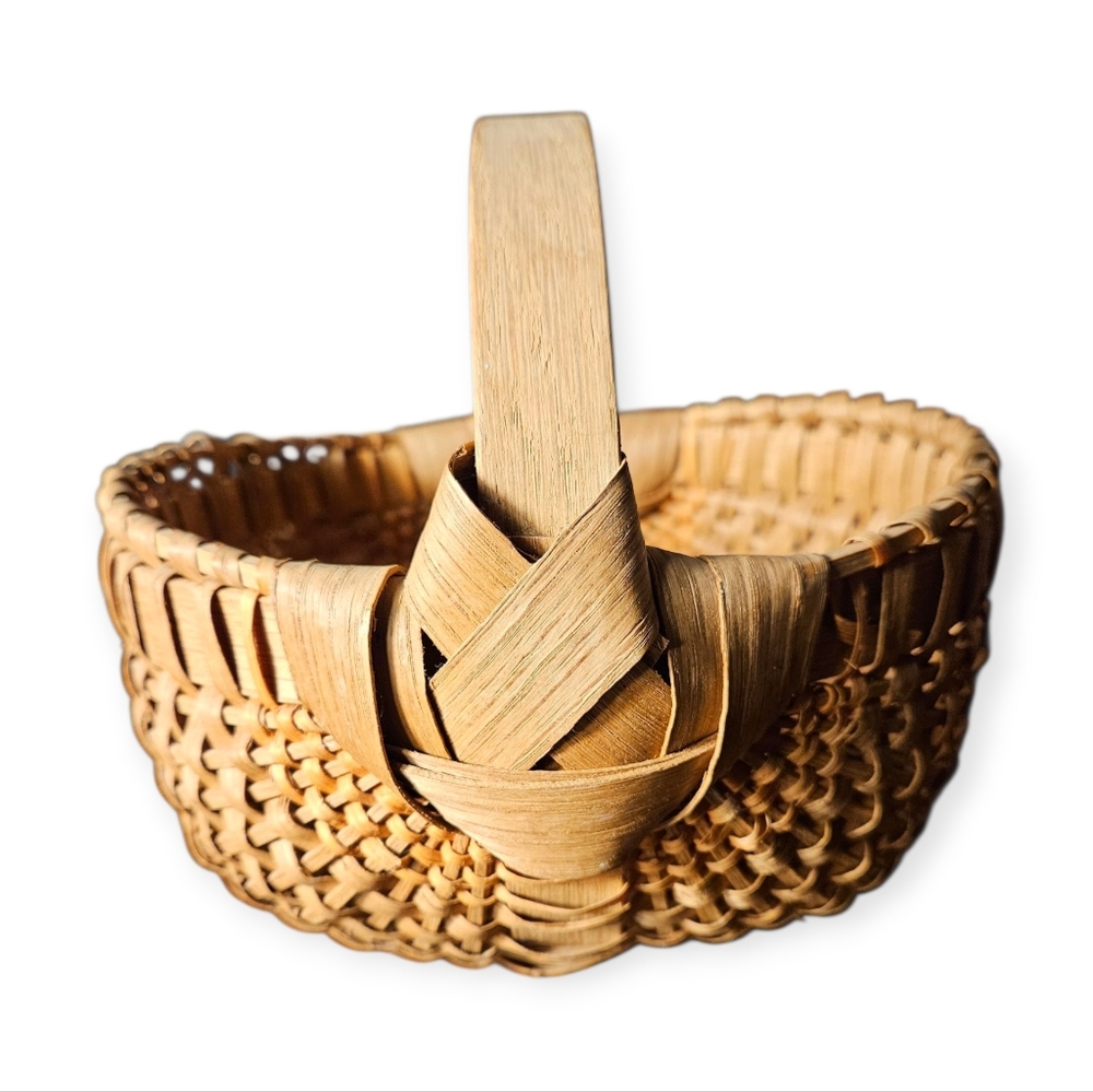 Vintage Handwoven Small Butt Basket/ Egg Basket.